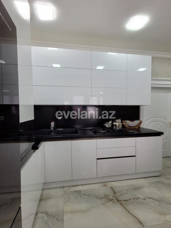 Satılır, yeni tikili, 2 otaqlı, 75 m², Bakı, Binəqədi r, 7-ci mikrorayon q, Azadlıq prospekti m.