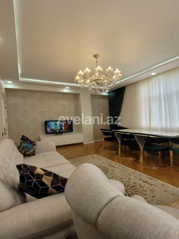 Satılır, yeni tikili, 2 otaqlı, 75 m², Bakı, Binəqədi r, 7-ci mikrorayon q, Azadlıq prospekti m.