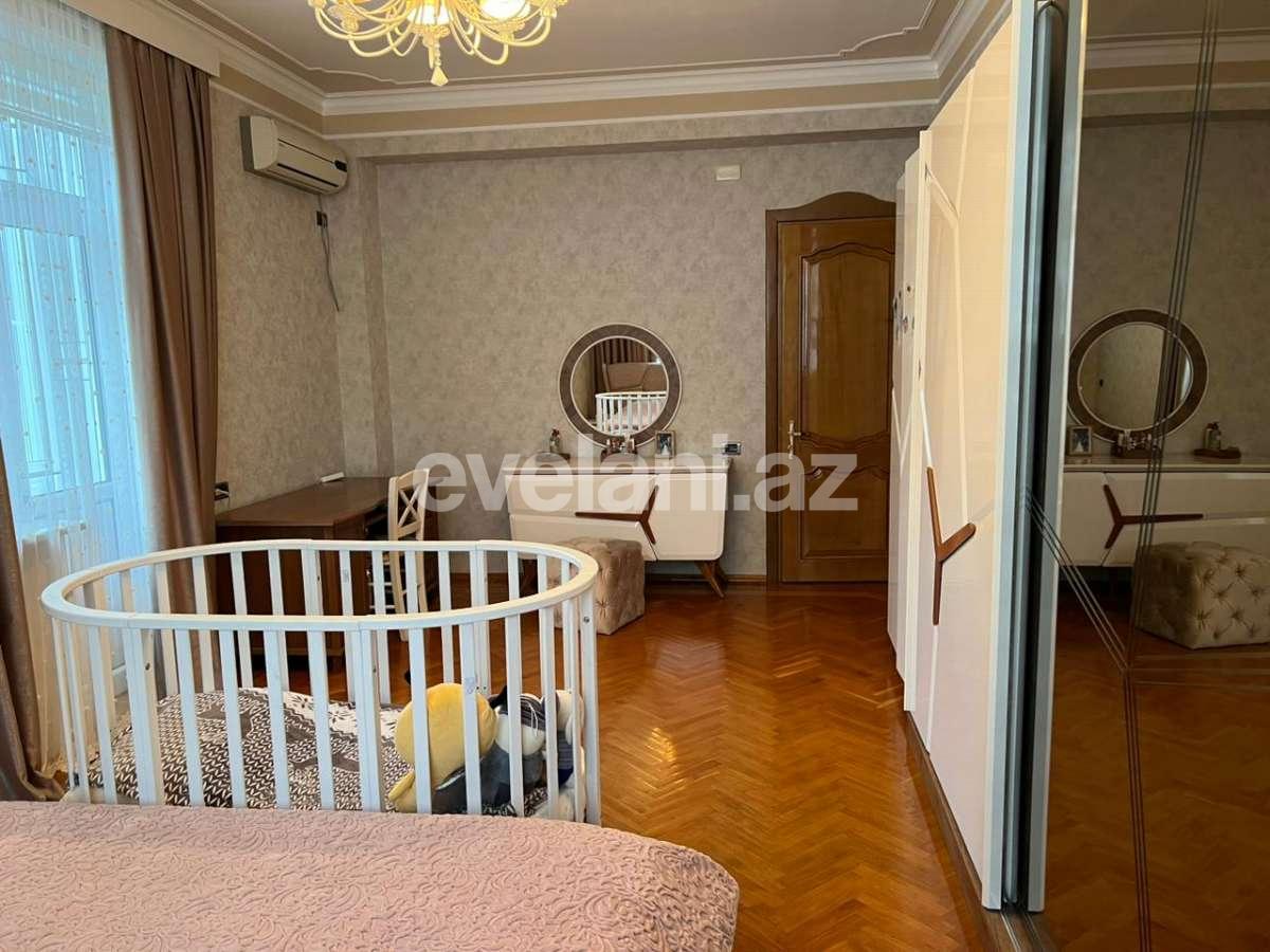 Satılır, köhnə tikili, 2 otaqlı, 137.6 m², Bakı, Nəsimi r, 3-cü mikrorayon q.