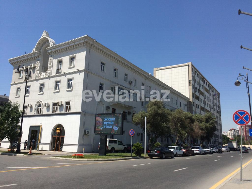 Satılır, köhnə tikili, 5 otaqlı, 147 m², Bakı, Xətai r, Şah İsmayıl Xətai m.