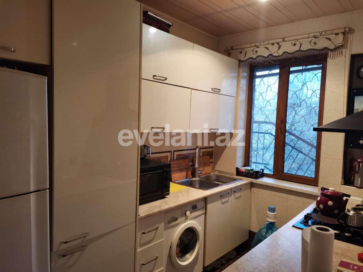 Satılır, köhnə tikili, 3 otaqlı, 61 m², Bakı, Nəsimi r, 28 may m.