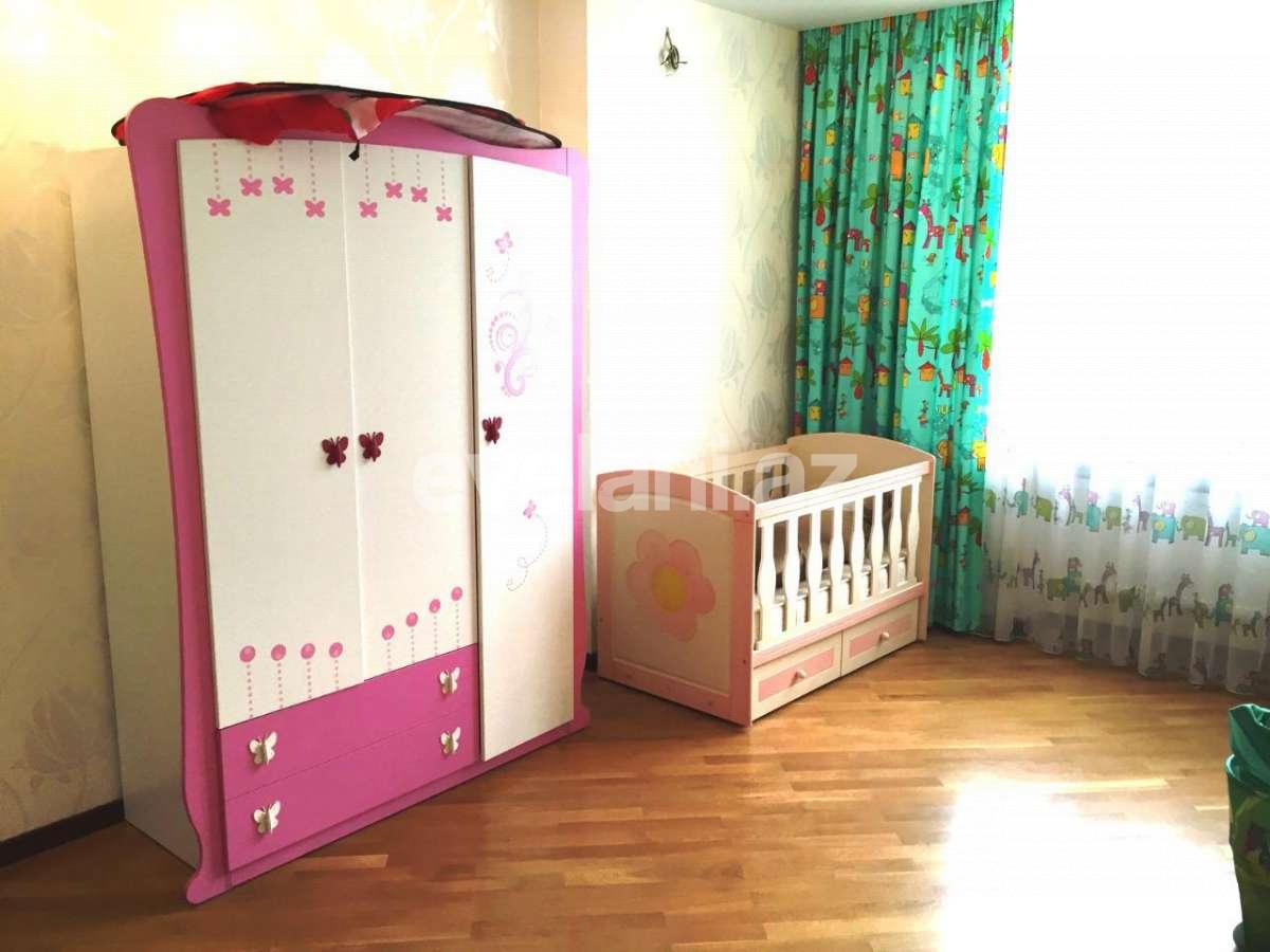 Kirayə verilir, yeni tikili, 5 otaqlı, 250 m², Bakı, Nəsimi r.