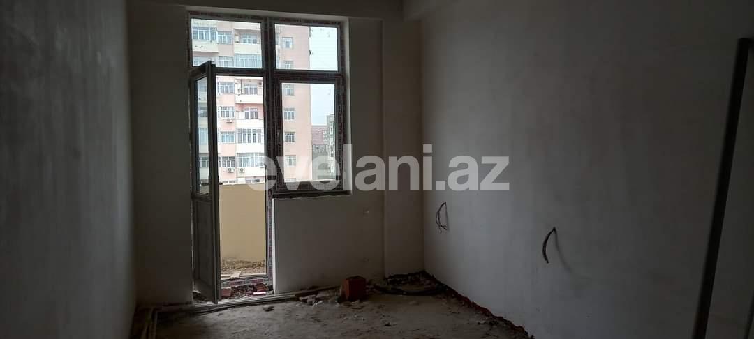 Satılır, yeni tikili, 2 otaqlı, 82 m², Sumqayıt, 10-cu mikrorayon r.