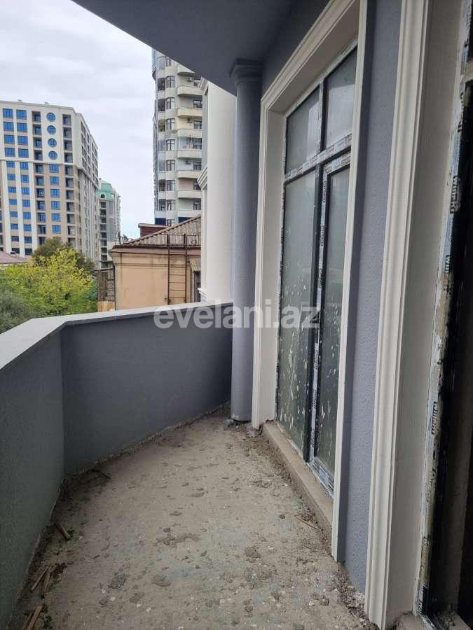 Satılır, yeni tikili, 3 otaqlı, 153 m², Bakı