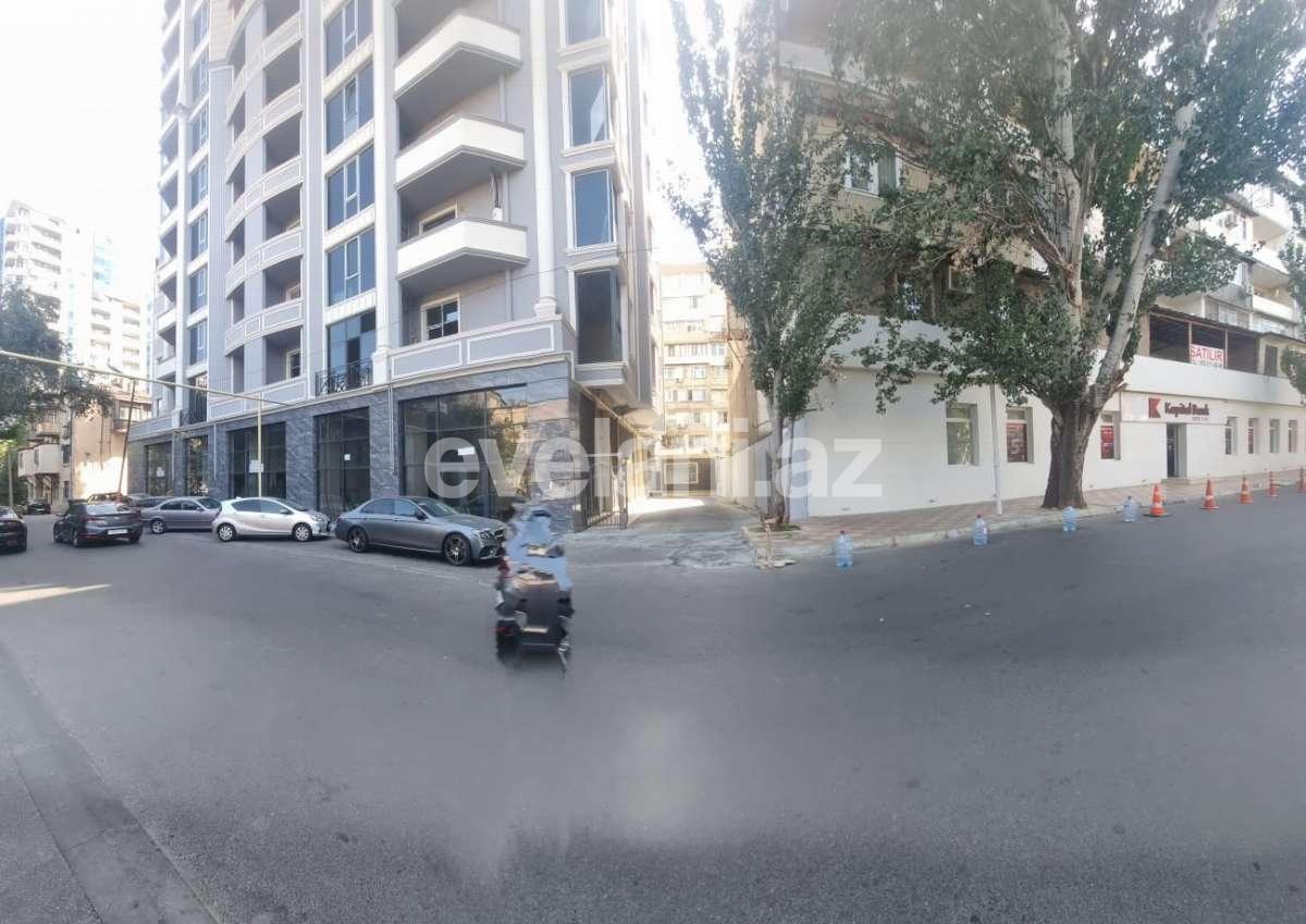 Satılır, yeni tikili, 3 otaqlı, 153 m², Bakı
