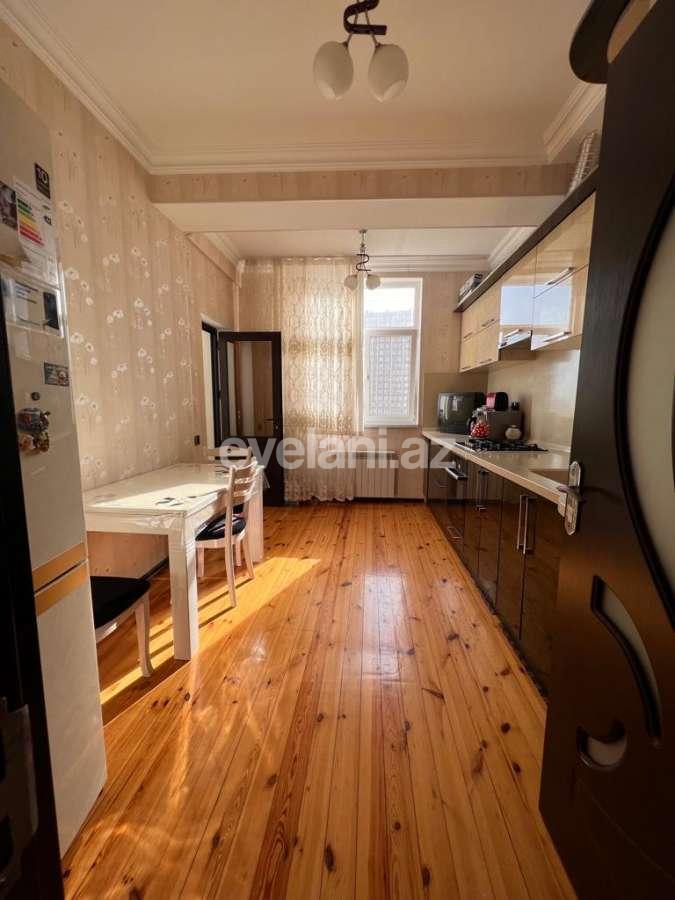 Satılır, yeni tikili, 2 otaqlı, 60 m², Bakı, Nəsimi r, Memar Əcəmi m.