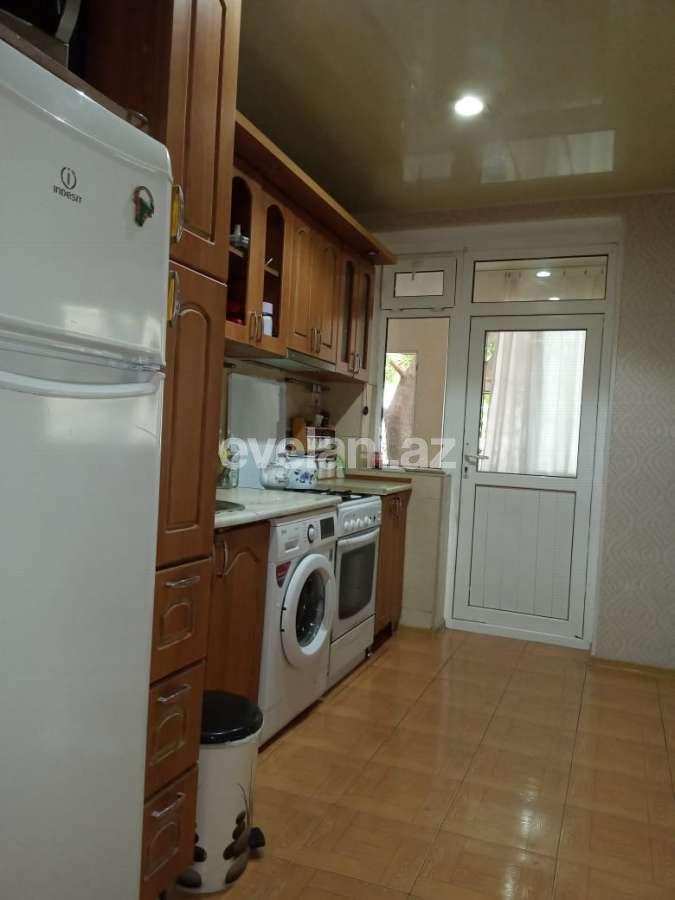 Satılır, köhnə tikili, 3 otaqlı, 80 m², Bakı, Nəsimi r, 8 Noyabr m.