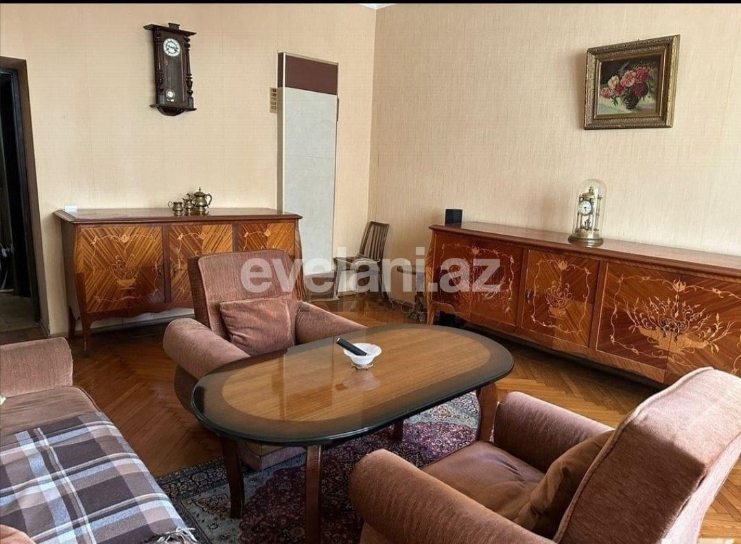 Продаётся, вторичка, 3-комнаты, 110 m², Баку, Сабаильский r, Ичери Шехер m.