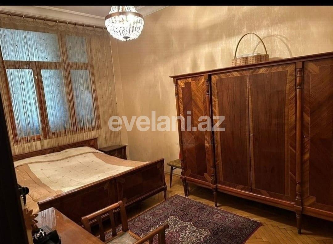 Продаётся, вторичка, 3-комнаты, 110 m², Баку, Сабаильский r, Ичери Шехер m.