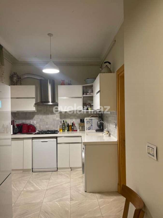 Sale, old building, 3 room, 105 m², Baku, Sabail r, Sahil m.