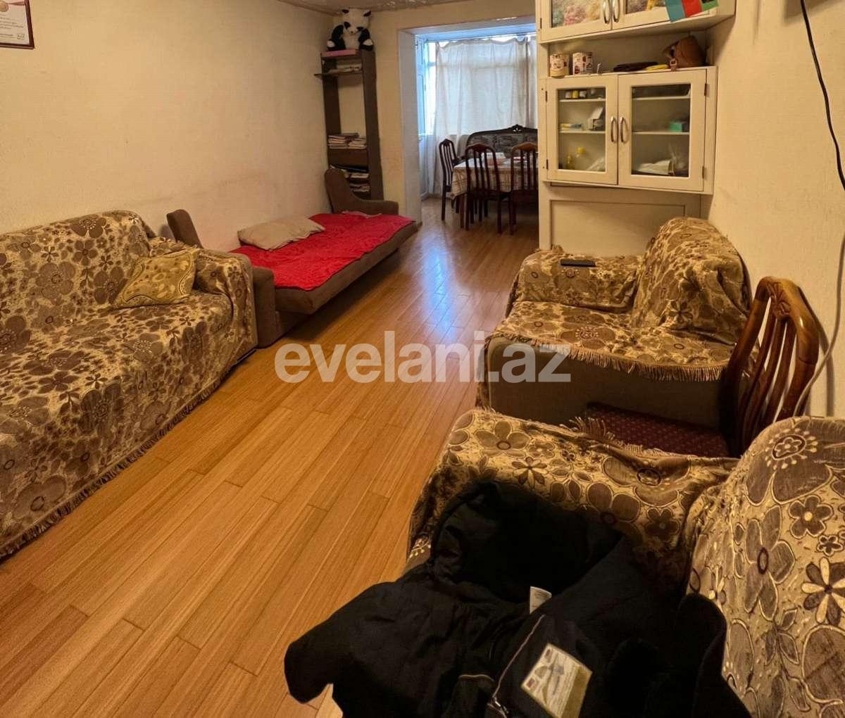 Satılır, köhnə tikili, 3 otaqlı, 68 m², Bakı, Nizami r, 8-ci kilometr q, Qara Qarayev m.