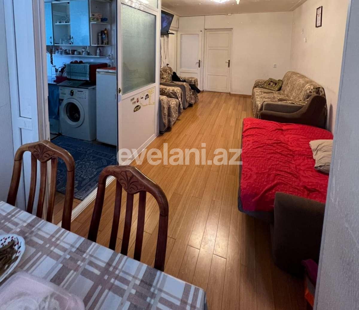 Satılır, köhnə tikili, 3 otaqlı, 68 m², Bakı, Nizami r, 8-ci kilometr q, Qara Qarayev m.