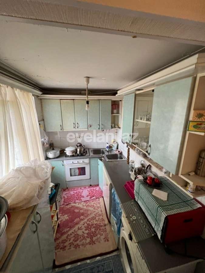 Satılır, köhnə tikili, 3 otaqlı, 68 m², Bakı, Nizami r, 8-ci kilometr q, Qara Qarayev m.