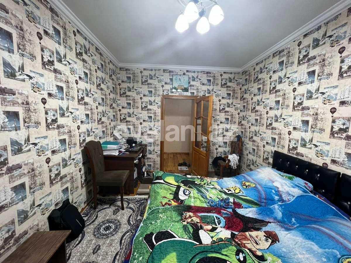 Sale, old building, 3 room, 85 m², Baku, Khatai r, Hazi Aslanov m.