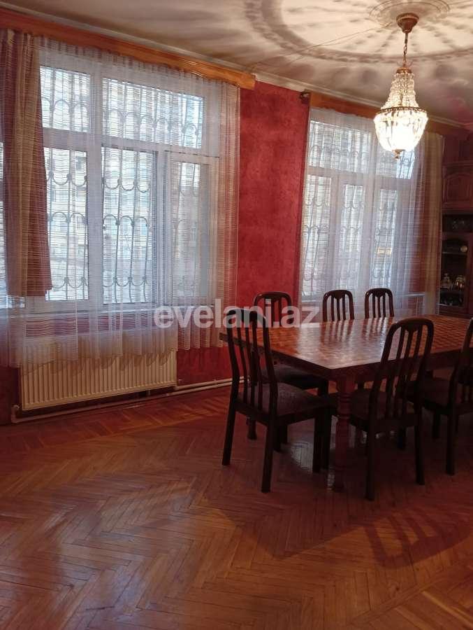 Satılır, köhnə tikili, 4 otaqlı, 129 m², Bakı, Yasamal r.