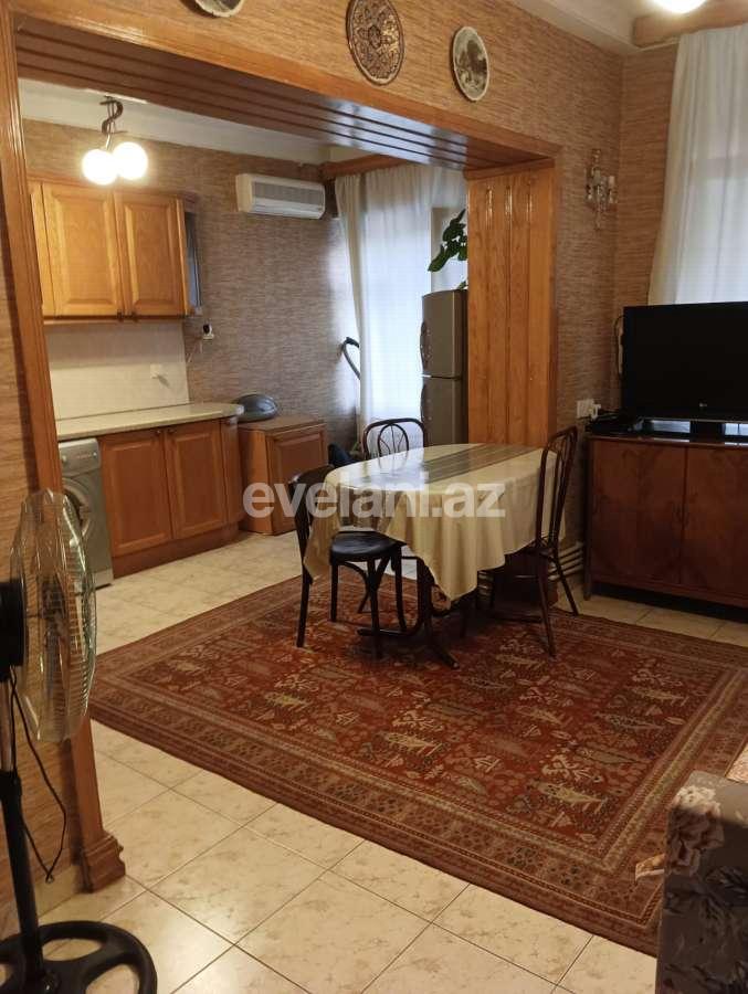 Satılır, köhnə tikili, 4 otaqlı, 129 m², Bakı, Yasamal r.