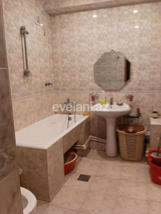 Satılır, köhnə tikili, 4 otaqlı, 129 m², Bakı, Yasamal r.