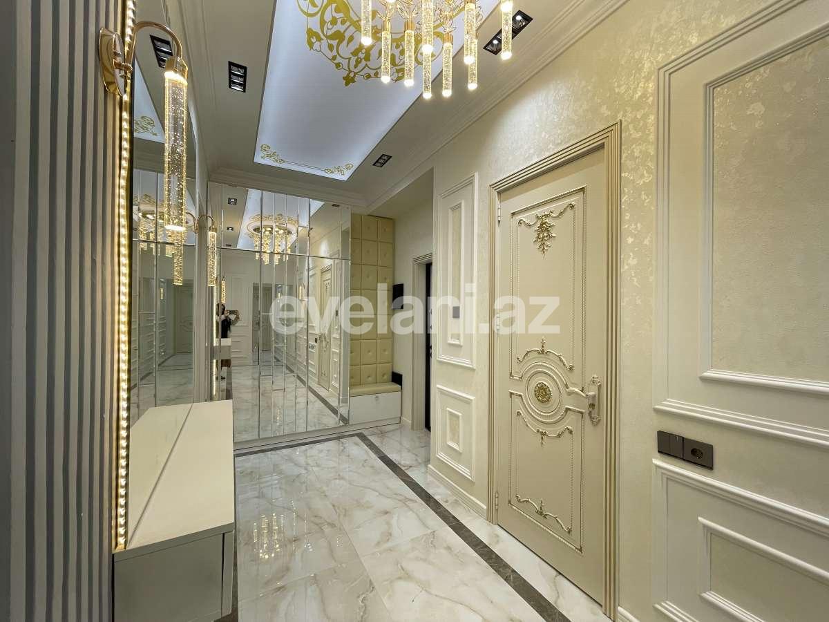 Satılır, yeni tikili, 3 otaqlı, 113 m², Bakı, Nizami r, 8-ci kilometr q, Neftçilər m.