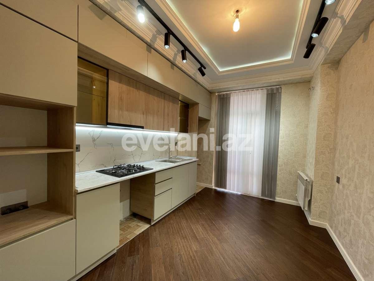 Satılır, yeni tikili, 3 otaqlı, 113 m², Bakı, Nizami r, 8-ci kilometr q, Neftçilər m.
