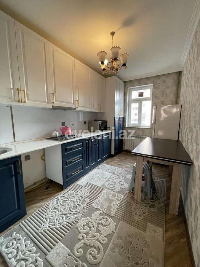 Kirayə verilir, köhnə tikili, 2 otaqlı, 60 m², Bakı, Nizami r, Qara Qarayev m.