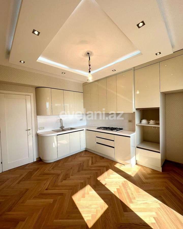 Satılır, yeni tikili, 3 otaqlı, 135 m², Bakı, Xətai r, Həzi Aslanov q, Həzi Aslanov m.