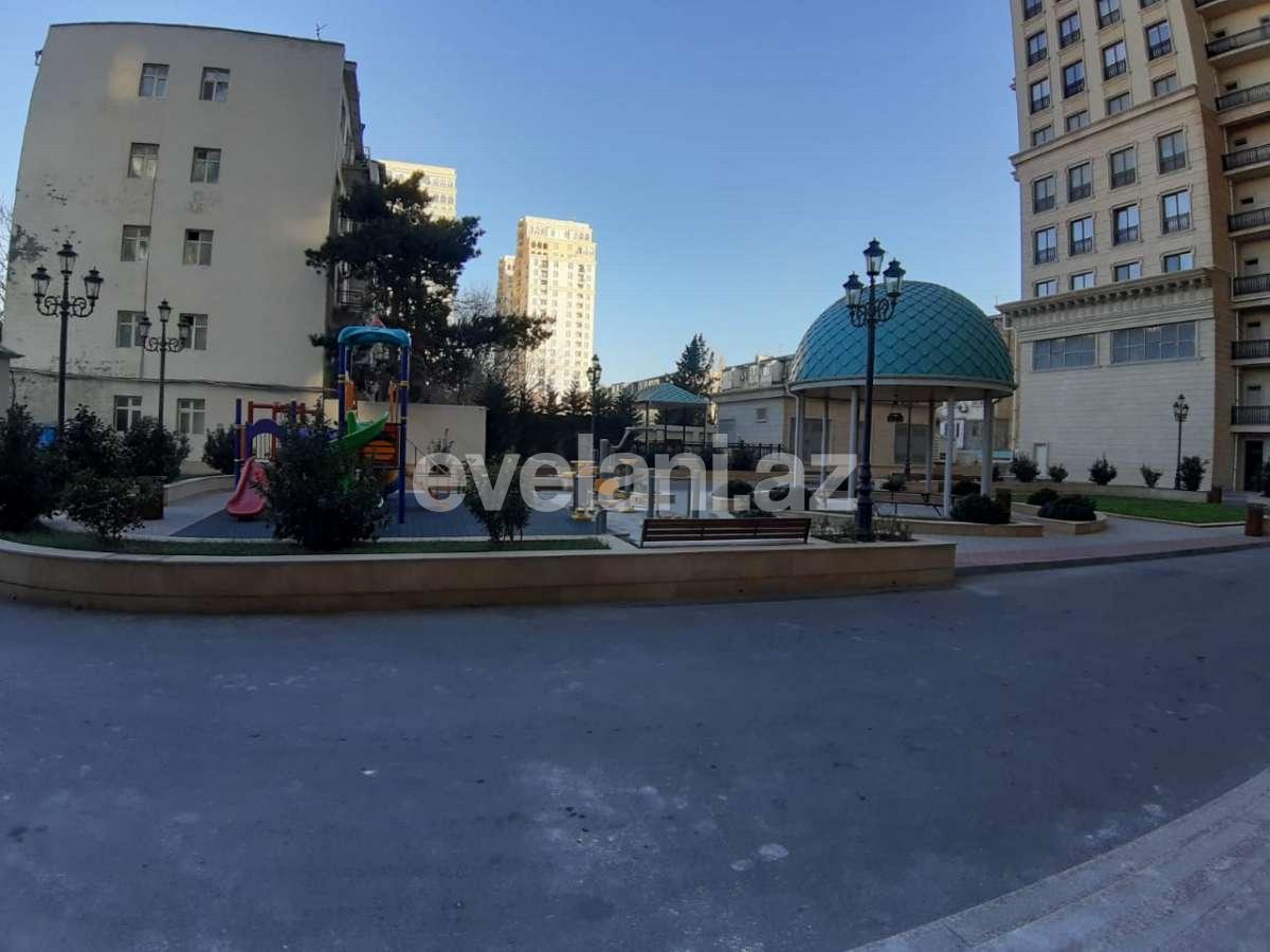 Продаётся, новостройка, 3-комнаты, 133 m², Баку, Ясамальский r, Элмляр Академиясы m.