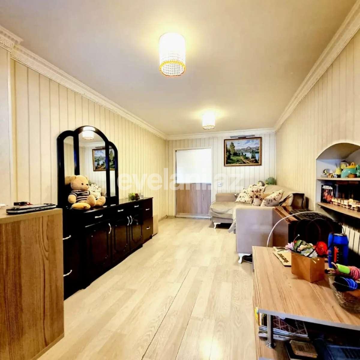 Satılır, köhnə tikili, 2 otaqlı, 62 m², Bakı, Yasamal r, İçəri Şəhər m.
