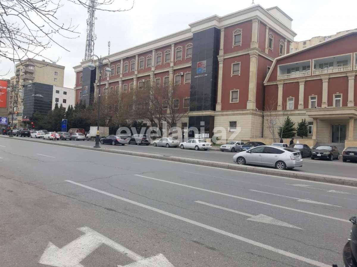 Продаётся, вторичка, 2-комнаты, 45 m², Баку, Ясамальский r, Иншаатчылар m.