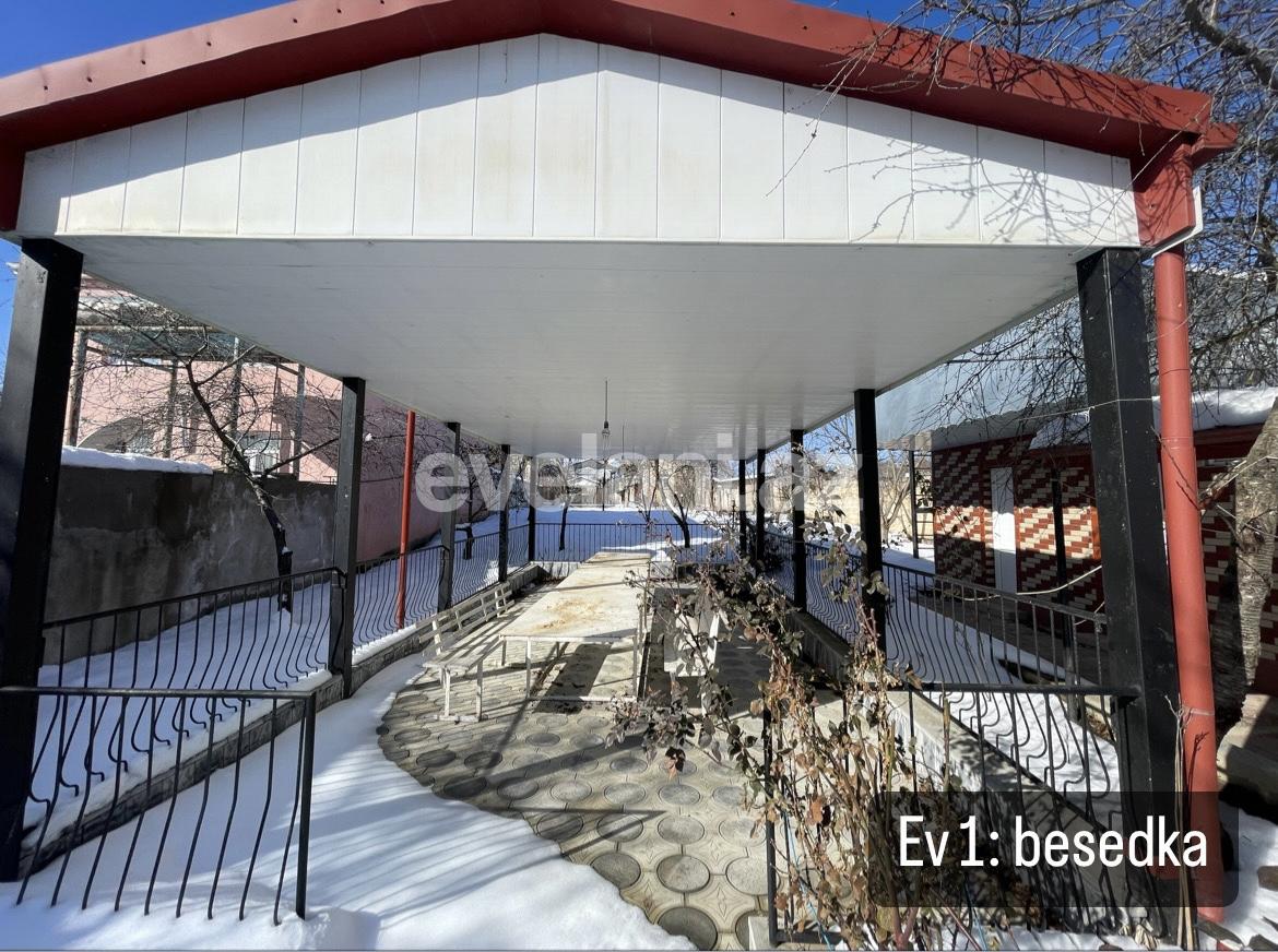 Satılır, həyət evi / bağ, 11 otaqlı, 300 m², Şamaxı