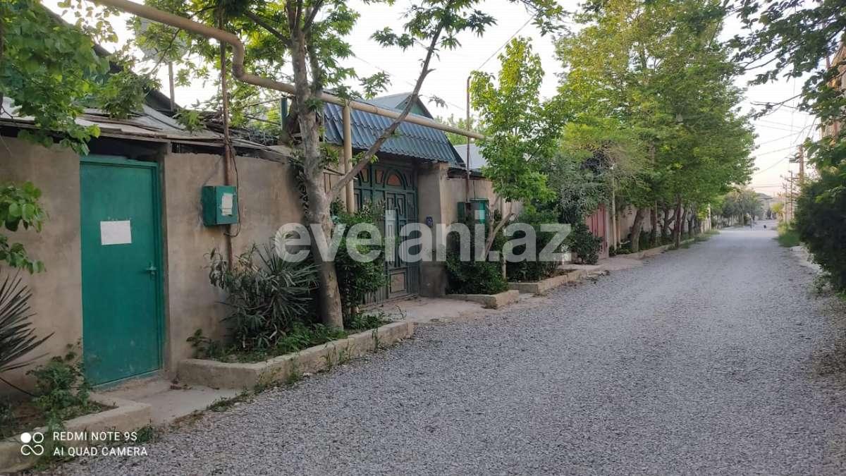 Satılır, həyət evi / bağ, 8 otaqlı, 210 m², Bakı, Binəqədi r, Sulutəpə q, Avtovağzal m.
