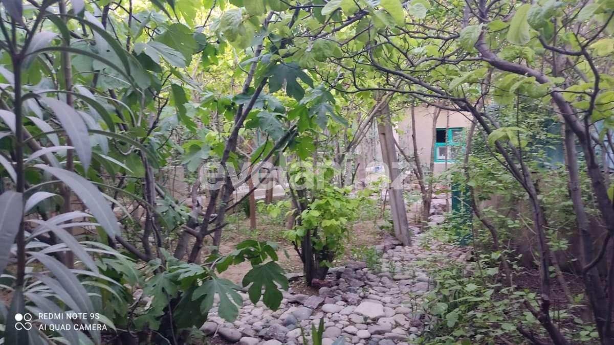 Satılır, həyət evi / bağ, 8 otaqlı, 210 m², Bakı, Binəqədi r, Sulutəpə q, Avtovağzal m.