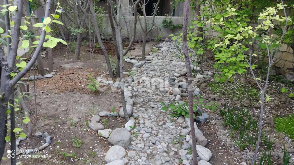 Satılır, həyət evi / bağ, 8 otaqlı, 210 m², Bakı, Binəqədi r, Sulutəpə q, Avtovağzal m.