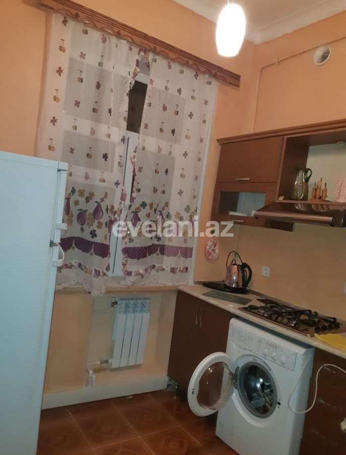 Продаётся, вторичка, 2-комнаты, 50 m², Баку, Ясамальский r, Ясамал p, Элмляр Академиясы m.