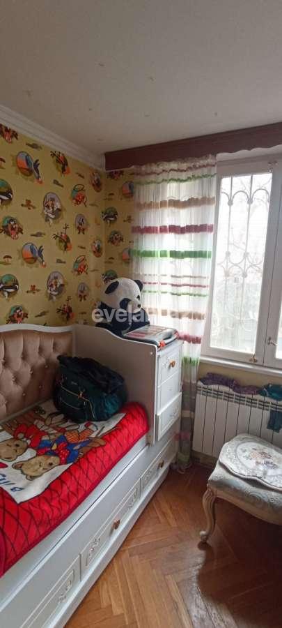 Sale, old building, 4 room, 95 m², Baku, Nizami r, Khalglar Doslugu m.