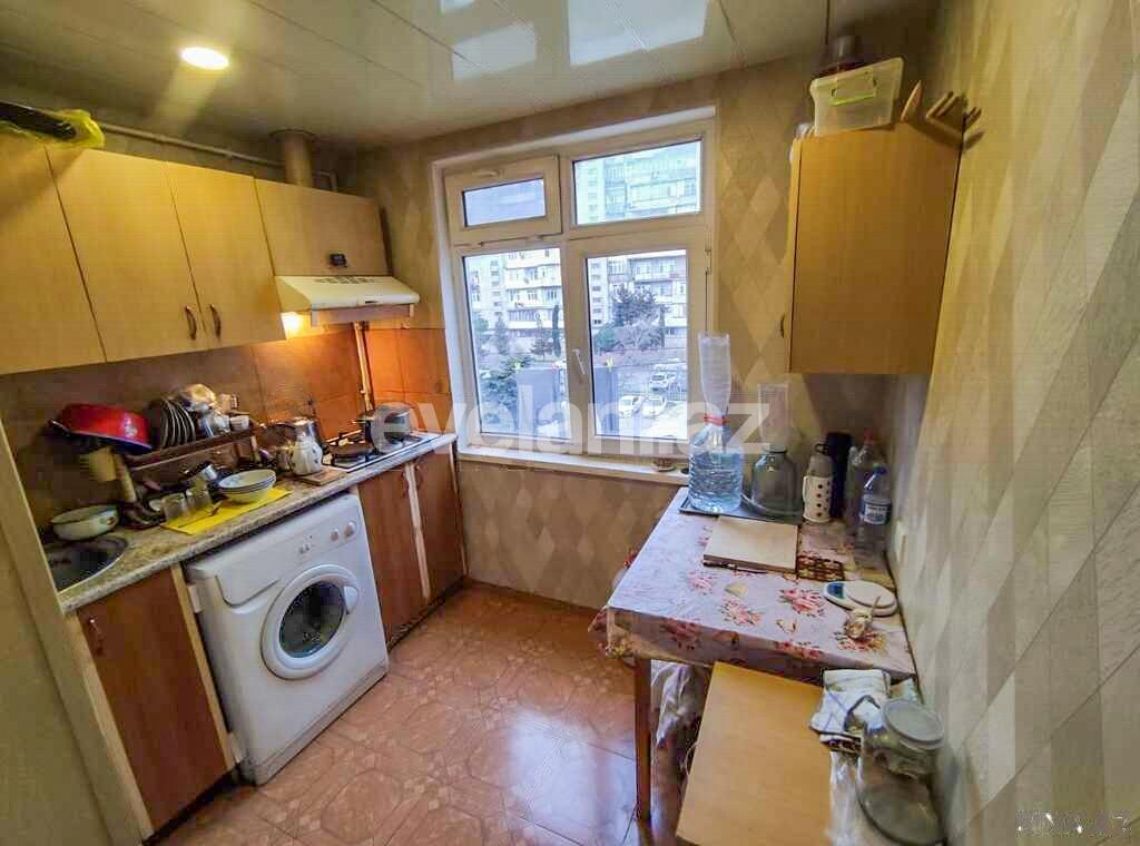 Satılır, köhnə tikili, 2 otaqlı, 55 m², Bakı, Nizami r, Neftçilər m.