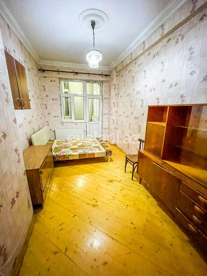 Sale, old building, 2 room, 58.5 m², Baku, Nizami r, Gara Garayev m.