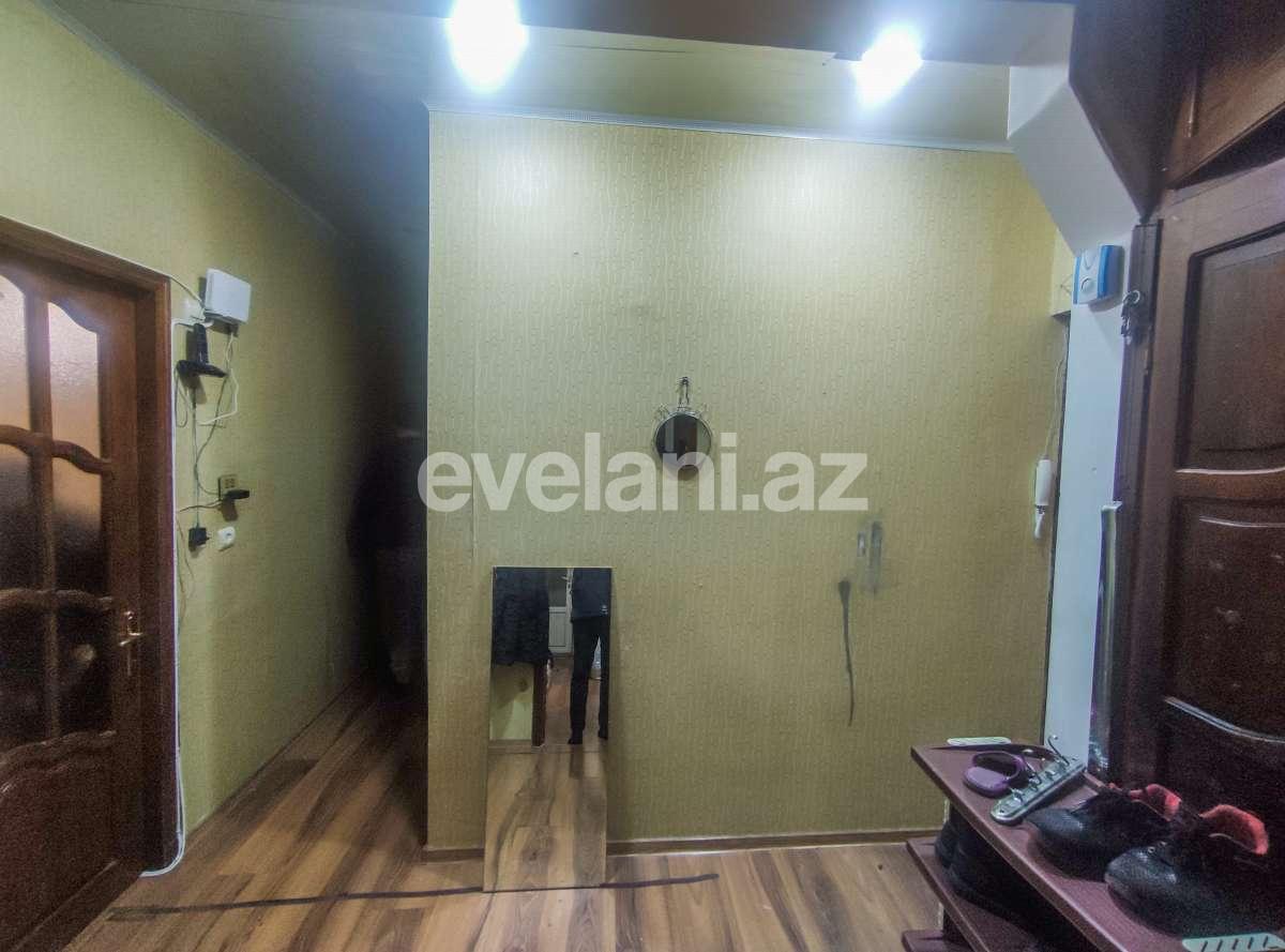 Satılır, köhnə tikili, 3 otaqlı, 82 m², Bakı, Nizami r, Xalqlar Dostluğu m.