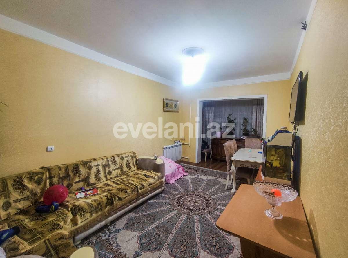 Satılır, köhnə tikili, 3 otaqlı, 82 m², Bakı, Nizami r, Xalqlar Dostluğu m.