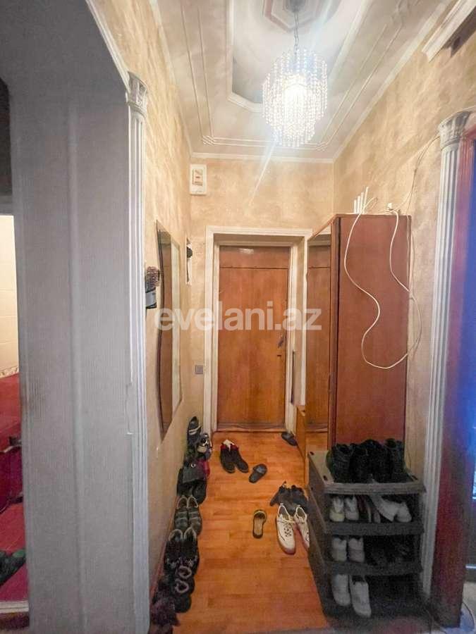 Satılır, köhnə tikili, 3 otaqlı, 82 m², Bakı, Nizami r, Qara Qarayev m.