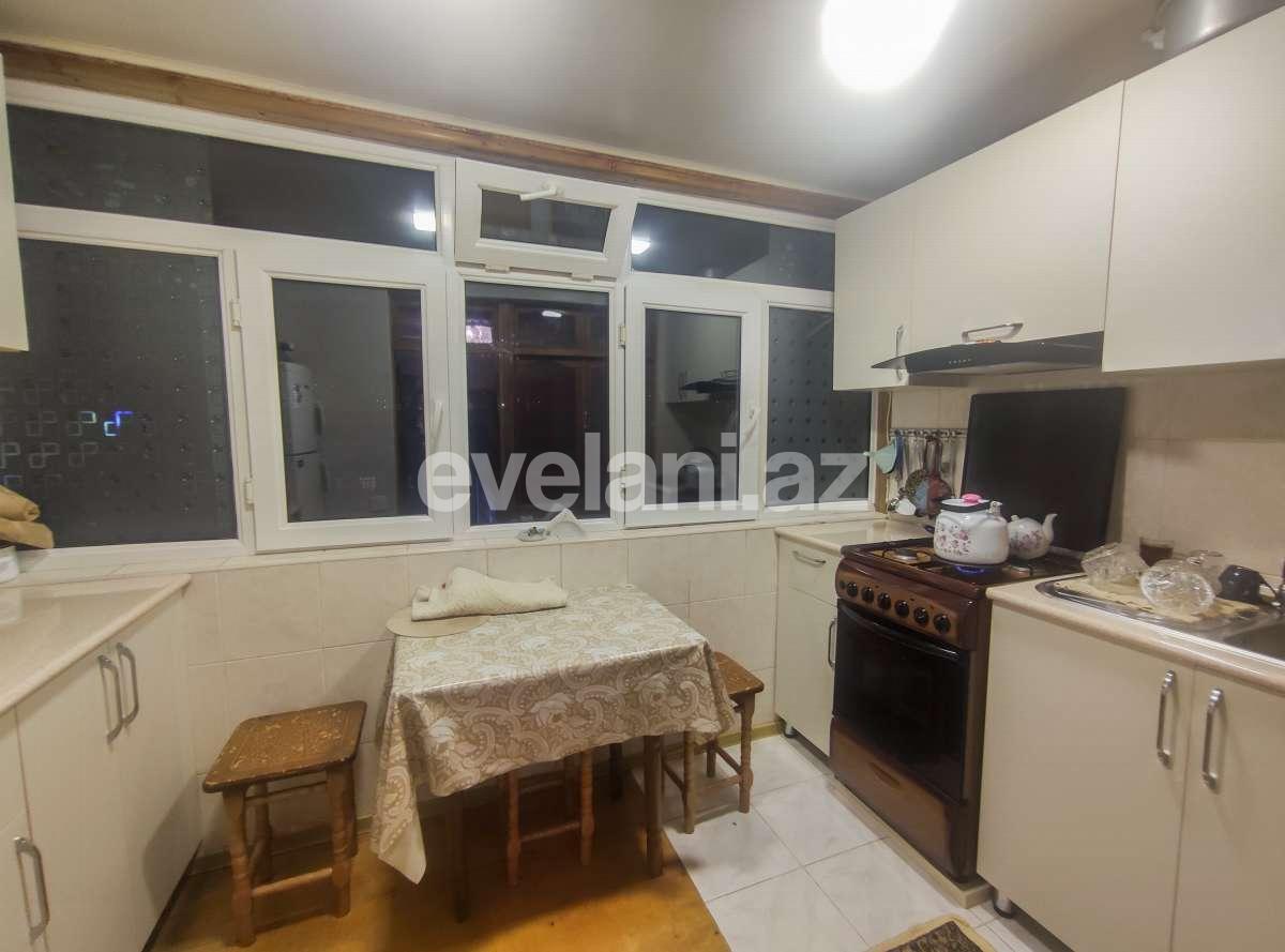Satılır, köhnə tikili, 3 otaqlı, 55 m², Bakı, Nizami r, Neftçilər m.