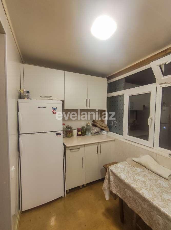 Satılır, köhnə tikili, 3 otaqlı, 55 m², Bakı, Nizami r, Neftçilər m.