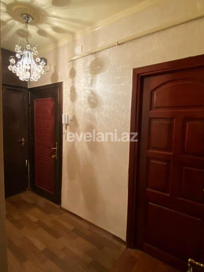 Satılır, köhnə tikili, 3 otaqlı, 78 m², Bakı, Nizami r, Xalqlar Dostluğu m.