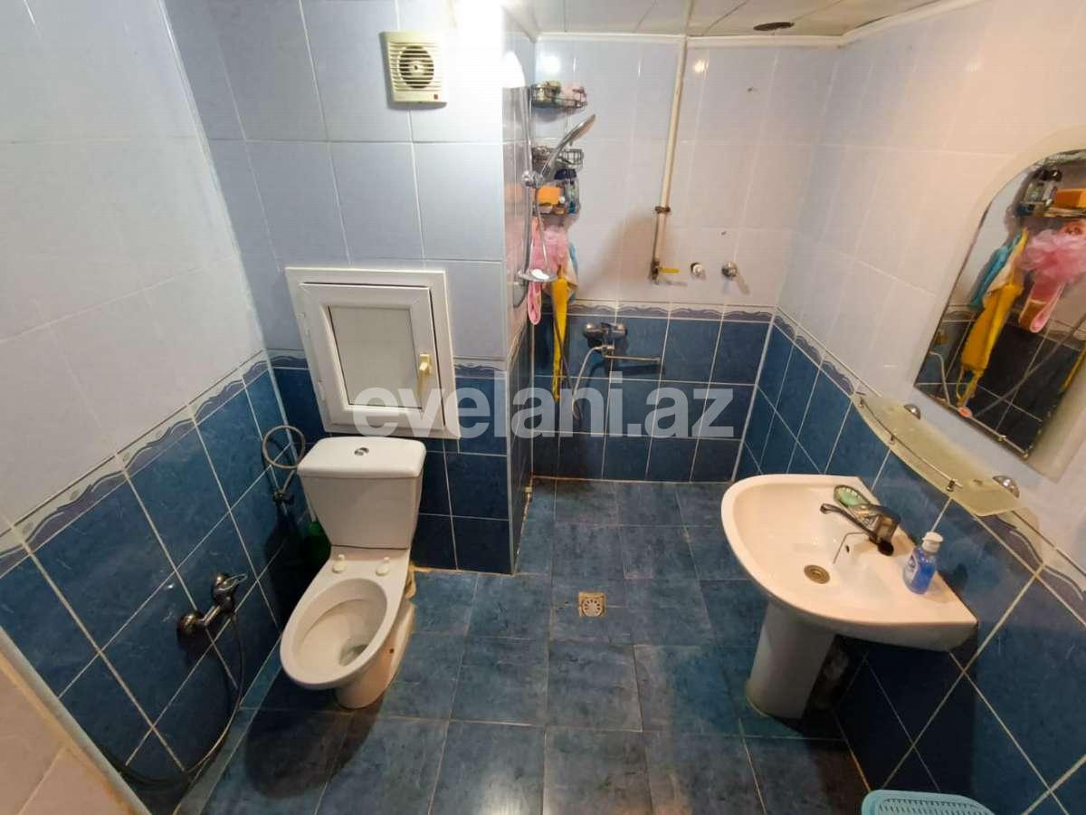 Satılır, köhnə tikili, 3 otaqlı, 82 m², Bakı, Nizami r, Xalqlar Dostluğu m.
