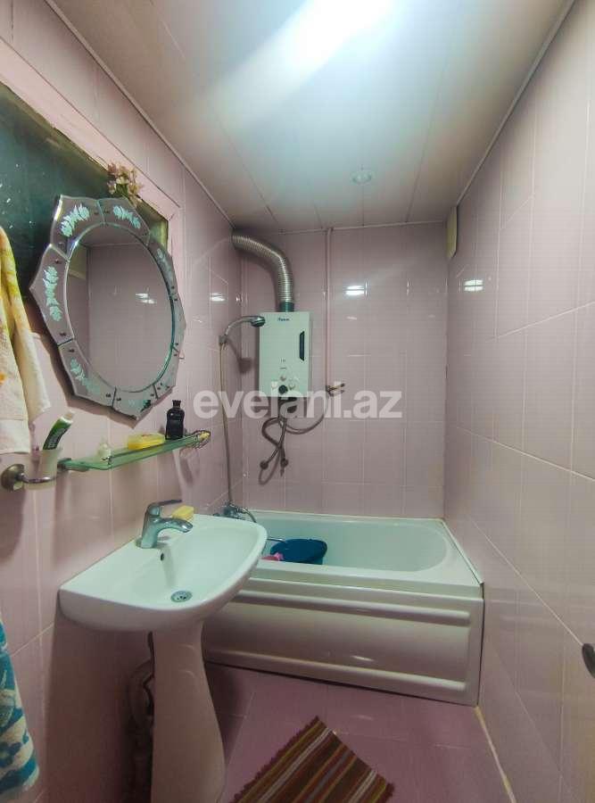 Satılır, köhnə tikili, 3 otaqlı, 87 m², Bakı, Nizami r, Xalqlar Dostluğu m.