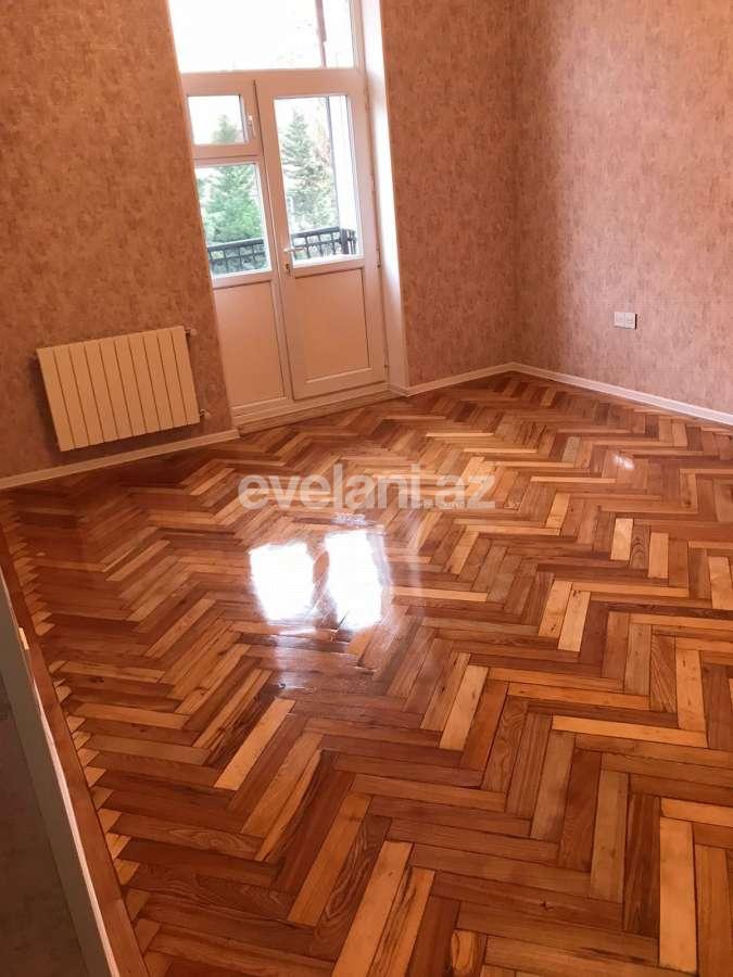 Satılır, köhnə tikili, 3 otaqlı, 90 m², Bakı, Səbail r, Bayıl q.