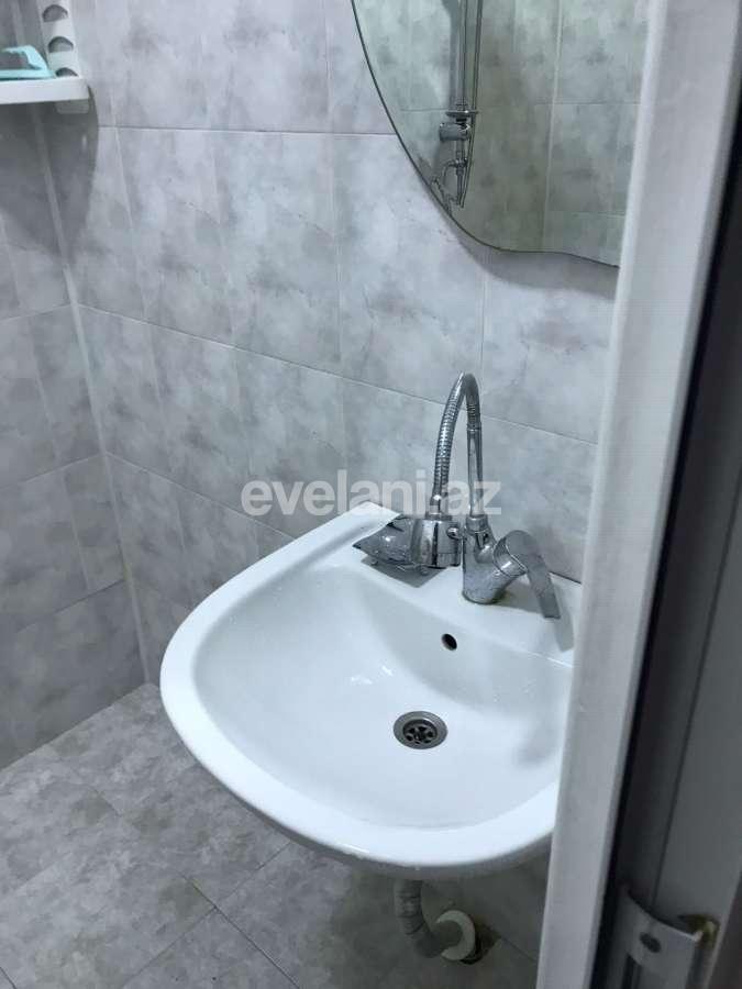 Satılır, köhnə tikili, 3 otaqlı, 90 m², Bakı, Səbail r, Bayıl q.