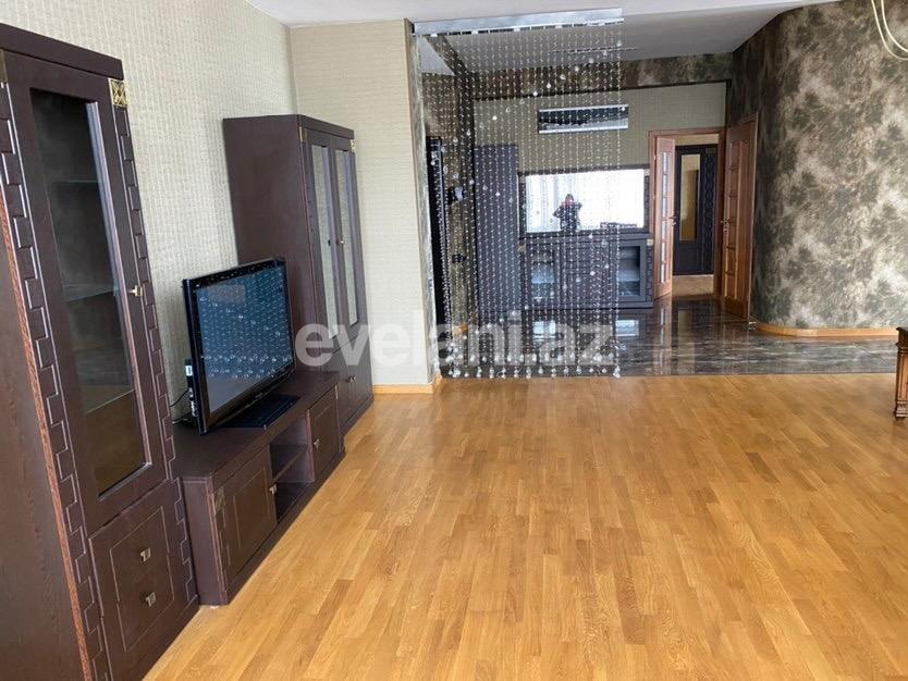 Rent, new building, 3 room, 138 m², Baku, Nasimi r.