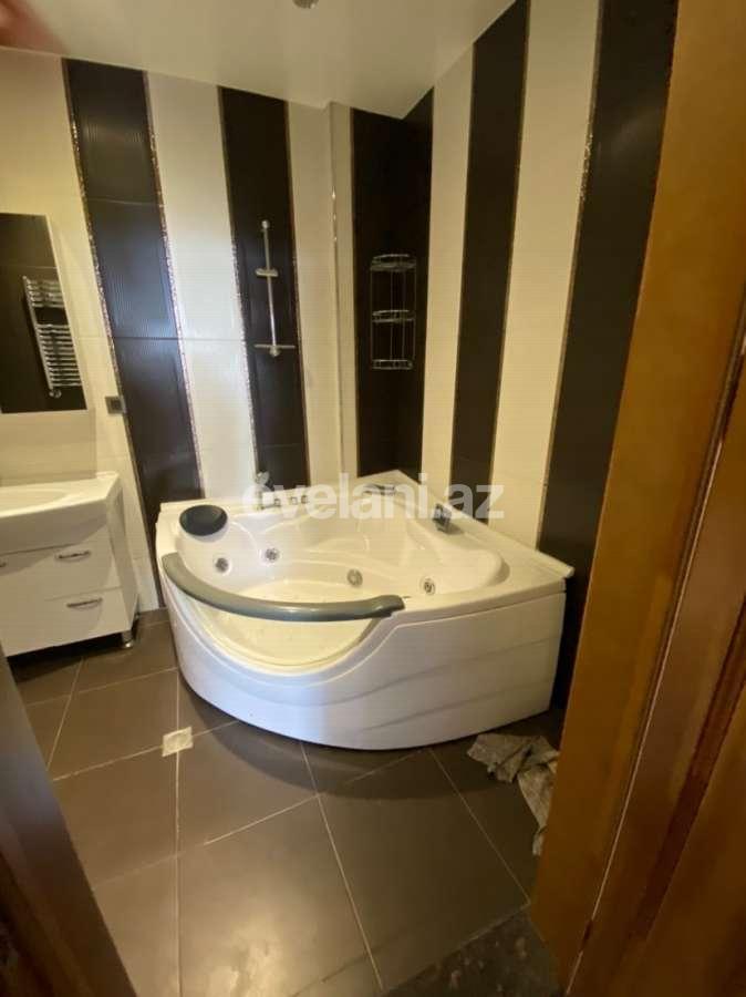 Rent, new building, 3 room, 138 m², Baku, Nasimi r.