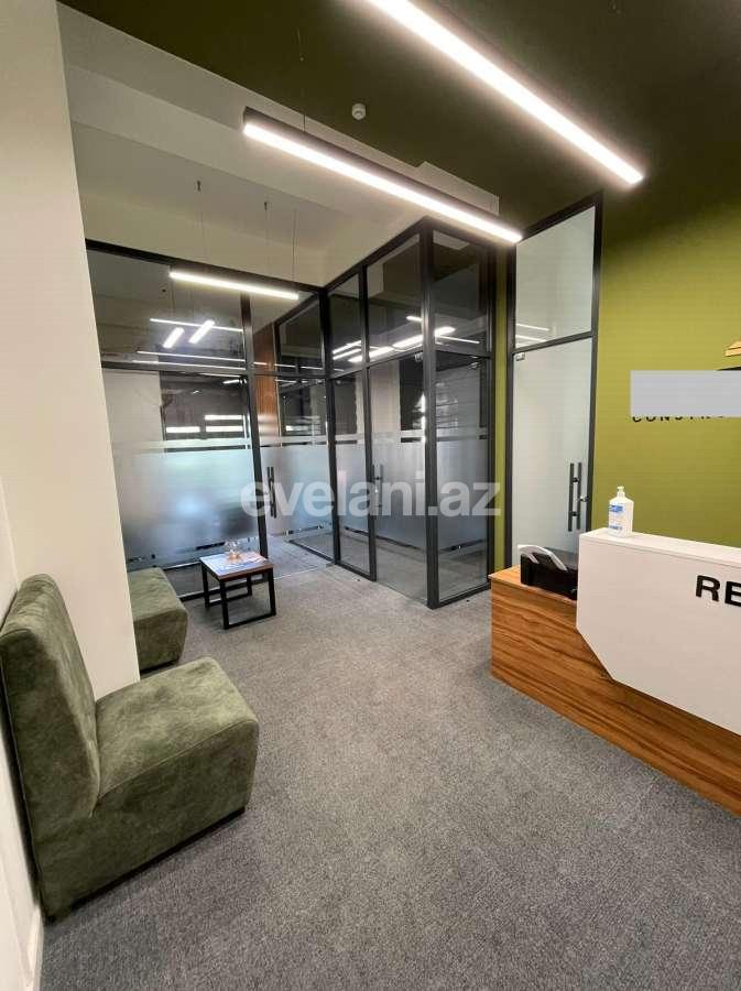 Satılır, ofis, 4 otaqlı, 52 m², Bakı, Nəsimi r.