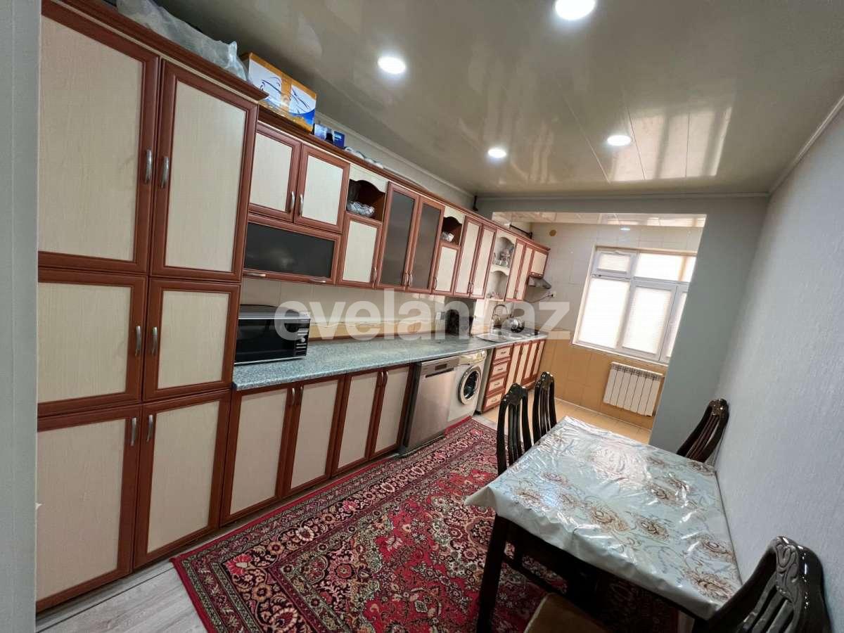 Satılır, köhnə tikili, 3 otaqlı, 113 m², Sumqayıt, 9-cu mikrorayon r.